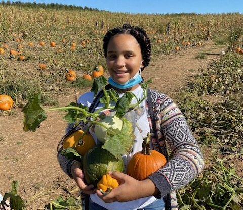 Copy-of-Zaniah-rotated-e1659137514906